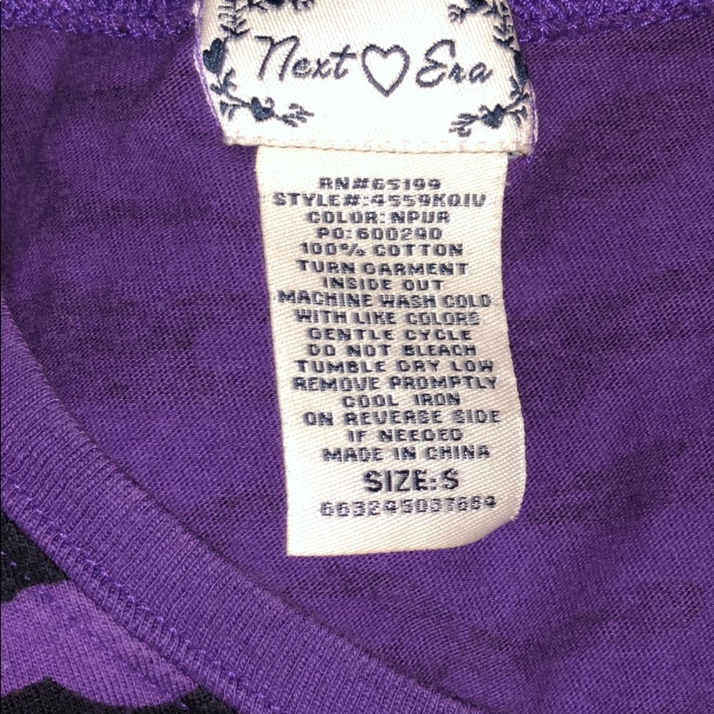 Small T-Shirt - Picture 6 of 6